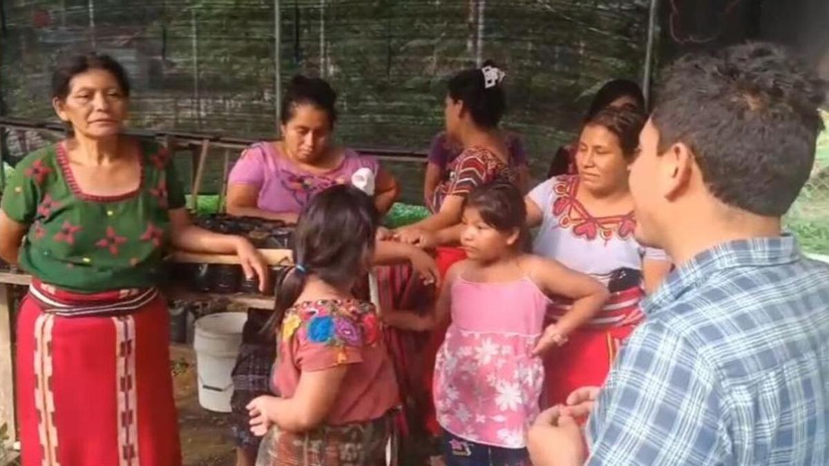 Un teldense llevó electricidad a comunidades indígenas de Guatemala