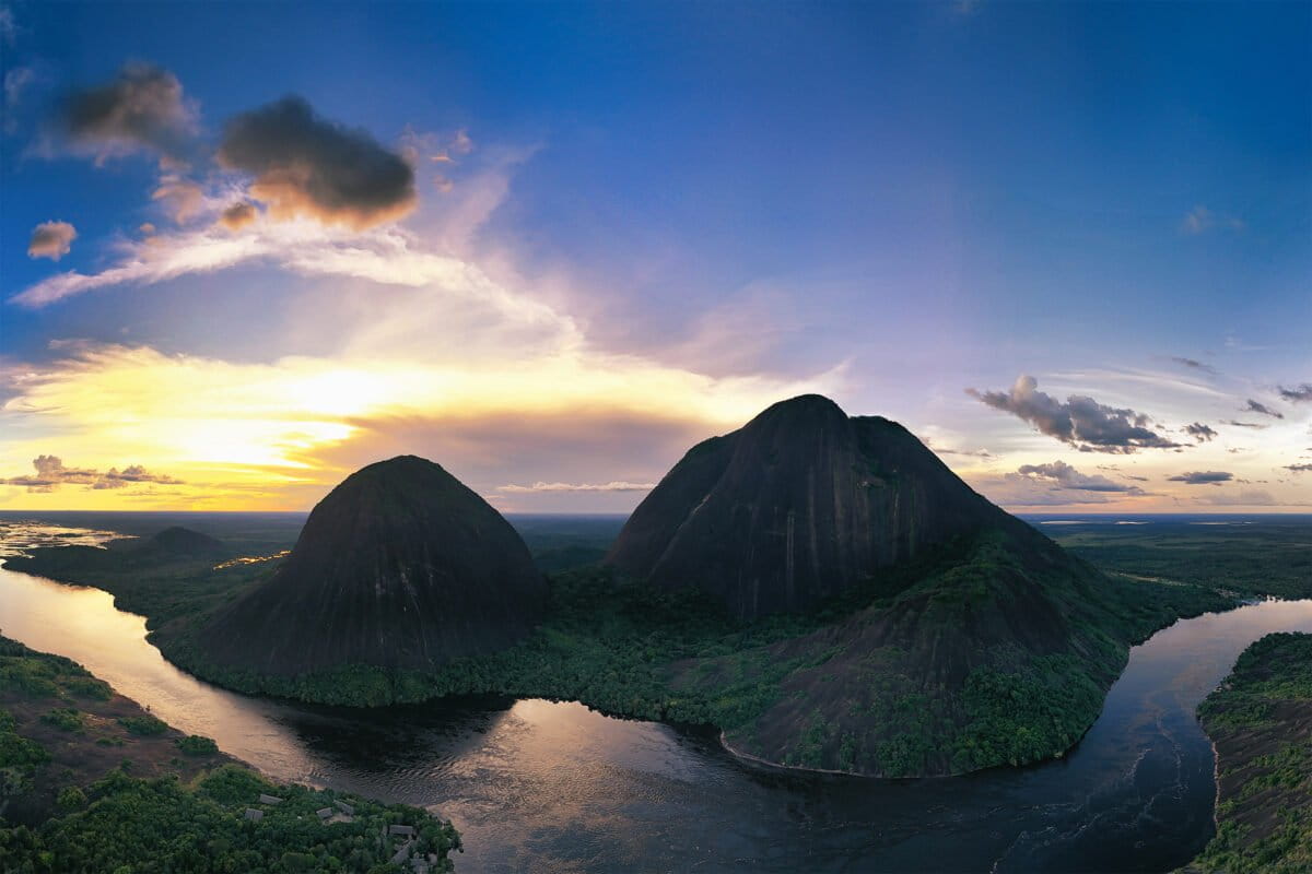 Pueblos puinave y cubeo protegen cerros sagrados en Colombia